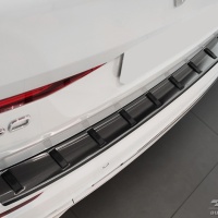 Kryt prahu zadních dveří nerez černý Strong Edition Volvo XC60 II Plug-In Hybrid -- rok výroby 2019-21 / 2021- Kryt prahu zadních dveří nerez černý Strong Edition Volvo XC60 II Plug-In Hybrid -- rok výroby 2019-21 / 2021-