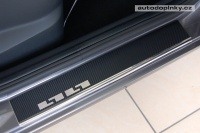Kryty prahů-nerez+karbon Volvo S90 II / V90 II -- od roku výroby 2016-25 (4-dílná sada) Kryty prahů-nerez+karbon Volvo S90 II / V90 II -- od roku výroby 2016-25 (4-dílná sada)