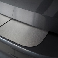 Nerezový kryt prahu zadních dveří Volvo S90 -- od roku výroby 2016-25 Nerezový kryt prahu zadních dveří Volvo S90 -- od roku výroby 2016-25