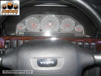 EVO RINGS r�me�ky kolem palubn�ch p��stroj� z le�t�n�ho hlin�ku Volvo 940� ( po�et d�l� v sad� 5 )